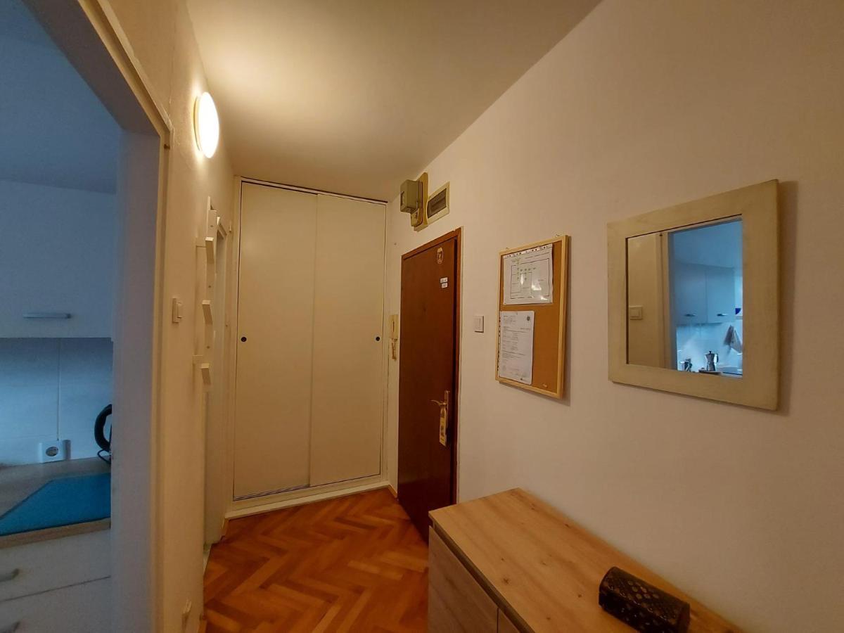 Marconi Apartment ซาเกร็บ ภายนอก รูปภาพ